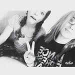LAURYN PAIGE SELF - @__.selfie__.13 - Instagram