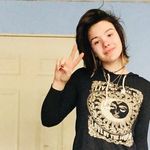Paige Stein - @sharks.dont.dance - Instagram