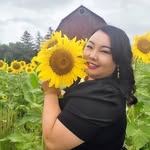 PaKou Moua - @goldenpetalcreations22 - Instagram
