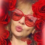 Pam Bartholomew - @pambarthololmew - Instagram