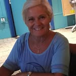 @pam.burton.75 - Instagram