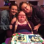 Pam Dodson - @vampiremom.dodson - Instagram