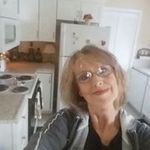 Pam Fields - @pam.fields - Instagram