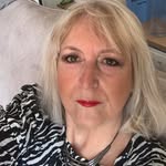 Pam Holmes - @pamelapikeman - Instagram