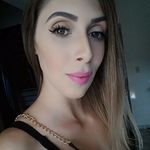 Pamela Morais - @pam.lavigne - Instagram