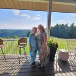 Pam Lyon - @pamlyon14 - Instagram