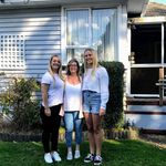 Pam Munro - @k9kustomkoatsltd - Instagram