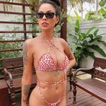 @reason.pam - Instagram