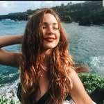 Pamela Schick - @pamelaschicktrades - Instagram