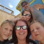 Pam Six - @steenrodpam - Instagram