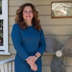 Pamela Bayer - Facebook