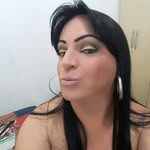 @pamelabolina - Instagram