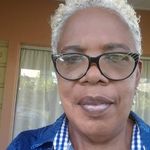 Pamela Holder - @pamela.holder23 - Instagram