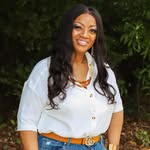 Pamela Thomas-Parham - @_pamelaphe - Instagram
