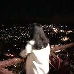 p - @parisdyera - Instagram