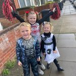 Pat Stephenson - @patdoeskalami - Instagram