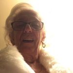 Patricia Corless - @pats.y519 - Instagram