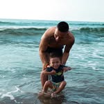 Patrick Burgos - @thenotsoboringdad - Instagram
