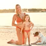 Pattie Howard - @lifewithbulldogs - Instagram