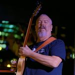 Paul Cheeseman - @gibsonstringer - Instagram