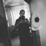 calum - @paulglennon9 - Instagram