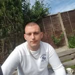 Paul longworth - @paullovessam - Instagram
