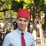 Paul Severin Gorgus - @paul_mit_fez - Instagram