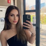 pauline simonelli - @paulinesimonelli - Instagram