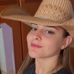 Paula Arruda  - @paula_arruda01 - Instagram