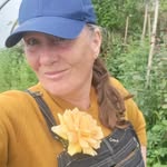 Paula Baxter - @millpondflowerfarm - Instagram