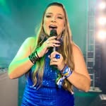 Paula Bertoni - @paulabertonioficial - Instagram