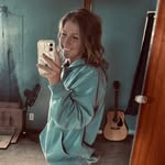 Paula Everett - @pke96 - Instagram