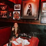 Paula Galarza - @pauzeppelin - Instagram