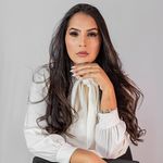 Paula Linhares - @paulalinharesestetica.beleza - Instagram
