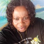 Paula McFarlane - @debbie_thestrongone - Instagram