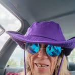 Paula Niles - Facebook