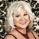 Paula Pearson - @paulasuntravel - Instagram