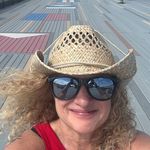 Paula Peppers - @paulajpeppers - Instagram