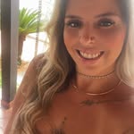 Paula Roland - @paulinhaaroland - Instagram