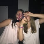 Paula // Silvia - @mendasprivv - Instagram