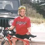 Paula Steinke - @paulanavymom - Instagram