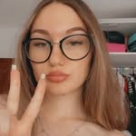 Nikki Williams - @paulette_franza_schaefer126 - Instagram