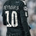 Pauline Hoffmann - @nadianeffatie - Instagram