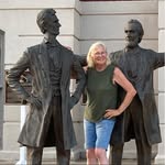 Peg Jones - @peg.jones.77 - Instagram