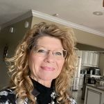 @peggycornett - Instagram