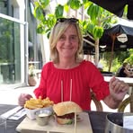 Peggy Deen - Facebook