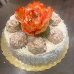 Peggy Dulaney - @fuzzyclouddesserts - Instagram