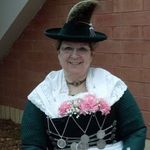 Peggy Mueller - @btnboxpeg - Instagram