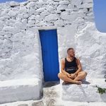 @penelope.gordon.5198348 - Instagram
