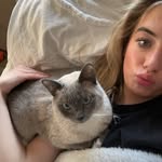 P - @penelopehansonn - Instagram